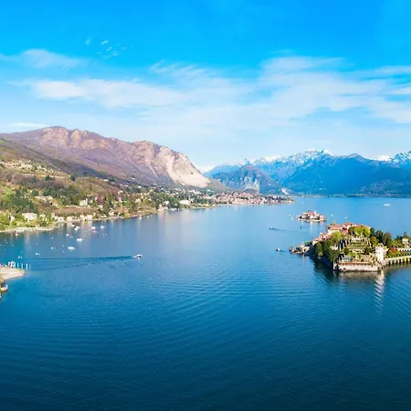Daire Oasi Di Pace Lake View Balcony - Happy *