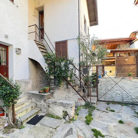 Daire Oasi Di Pace Lake View Balcony - Happy Lesa